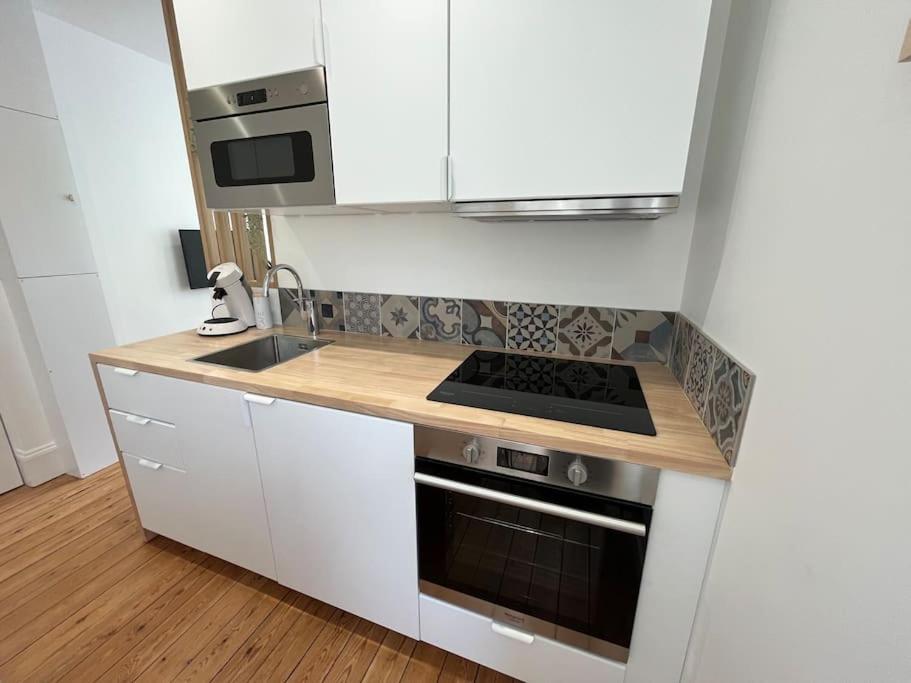 Studio Au Coeur De Caen-Renove Apartman Kültér fotó