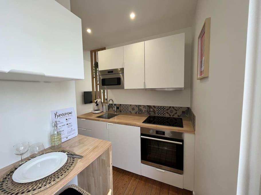 Studio Au Coeur De Caen-Renove Apartman Kültér fotó